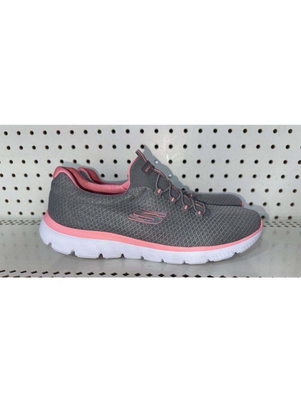 Skechers Summits Womens Athletic Slip On Walking Shoes Size 9.5 Gray Pink